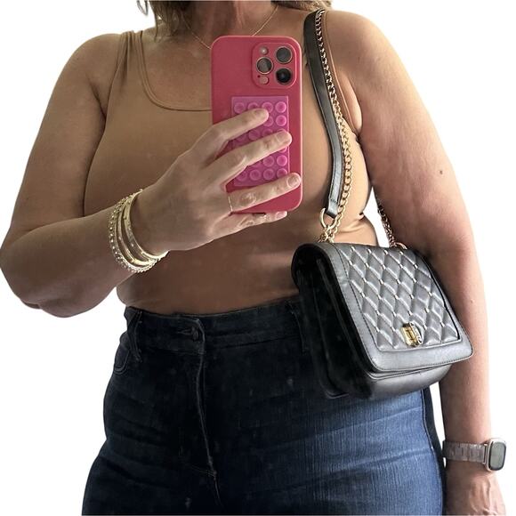 Badgley Mischka Studded Quilted Crossbody Bag/Handbag Size 9" x 7" Vegan - Picture 11 of 11